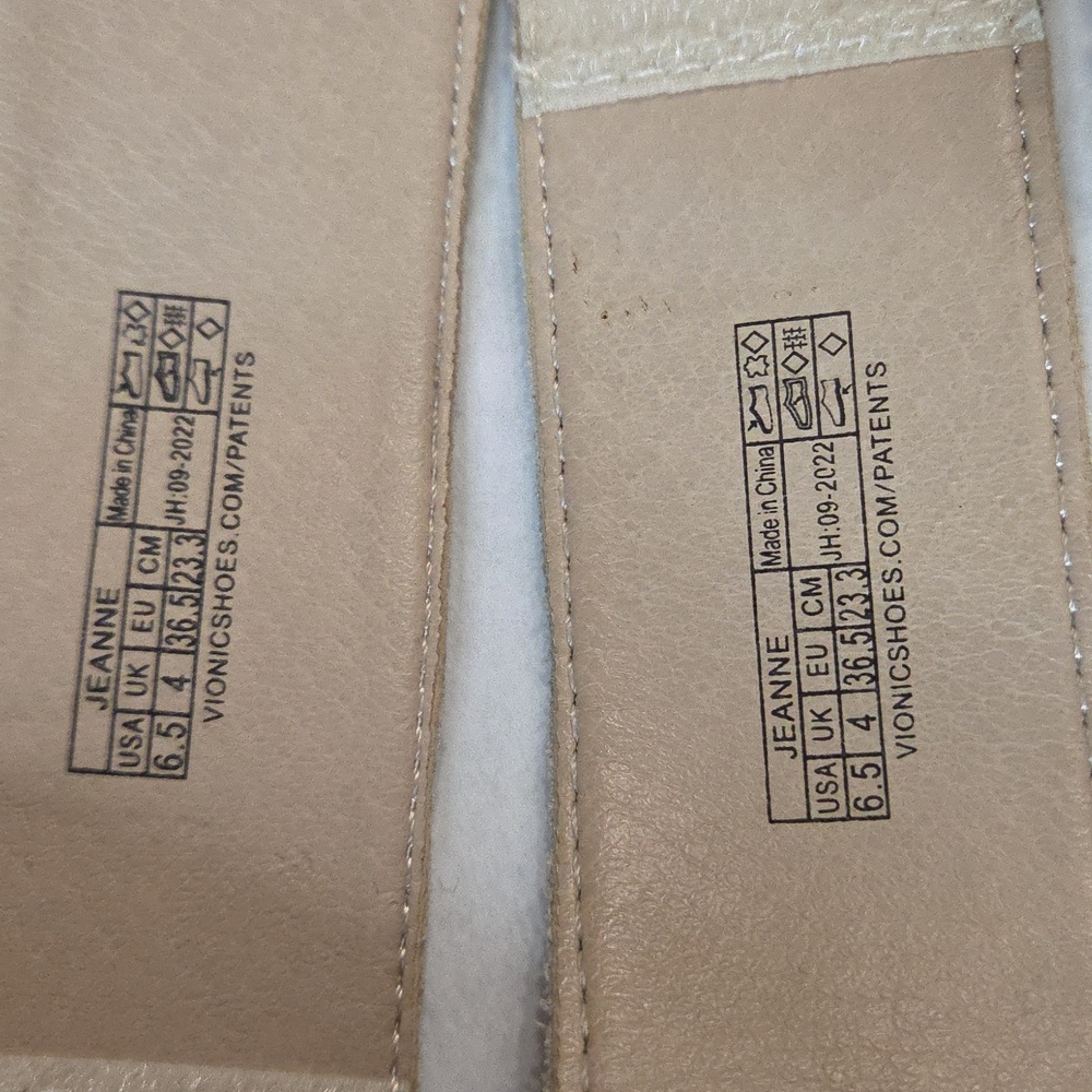 Vionic Jeanne Sandals - Picture 8 of 8